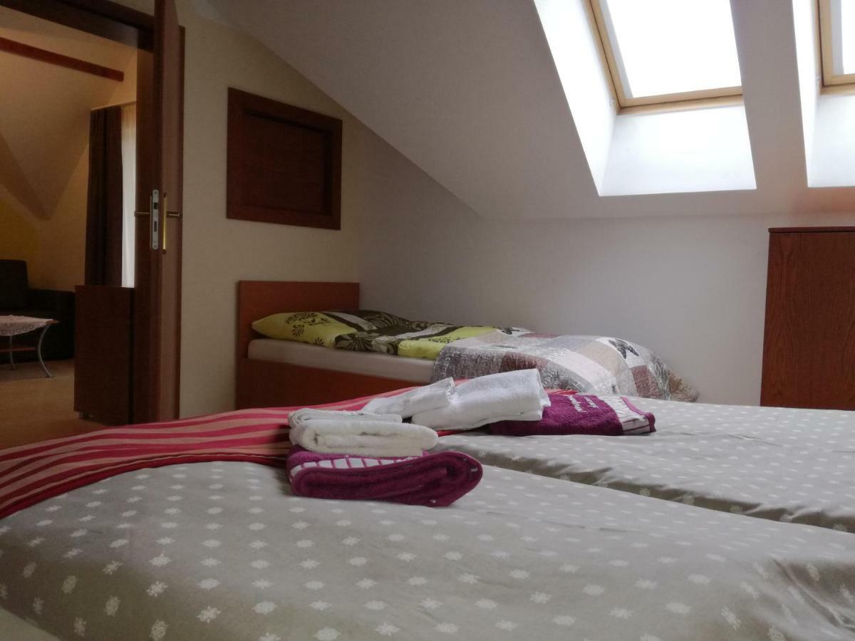 Luxury Apartment Besenova Luaran gambar